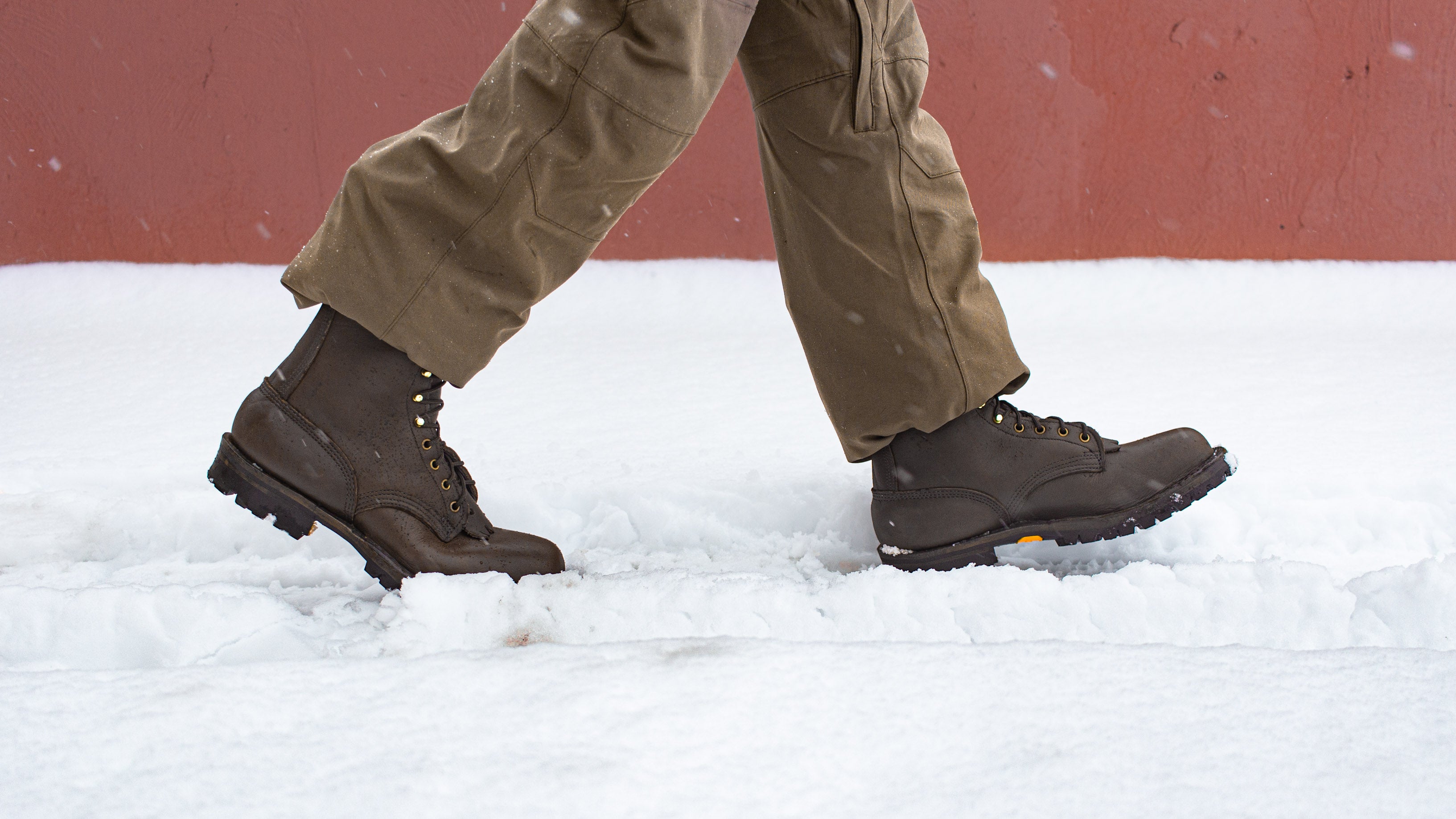 How to make your boots/ shoes water and stain repellent in snow
