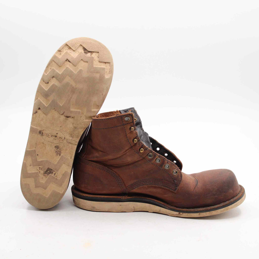 300 (Safety Toe) - 10/EE