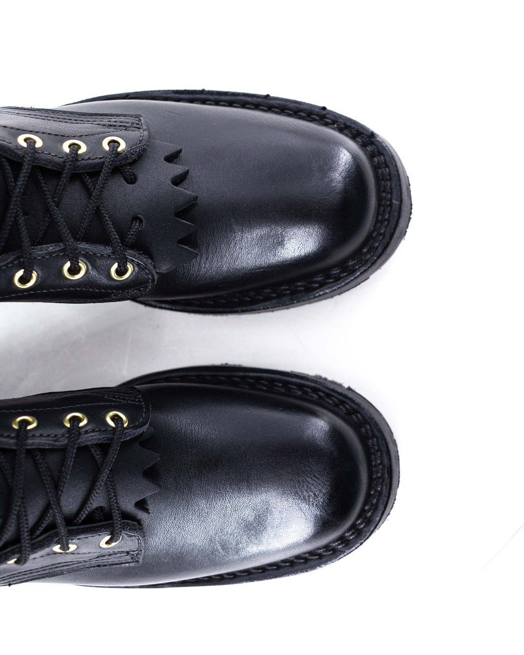 top down view of the Harvester - Black showing the toe shape and quality of the stitching. 